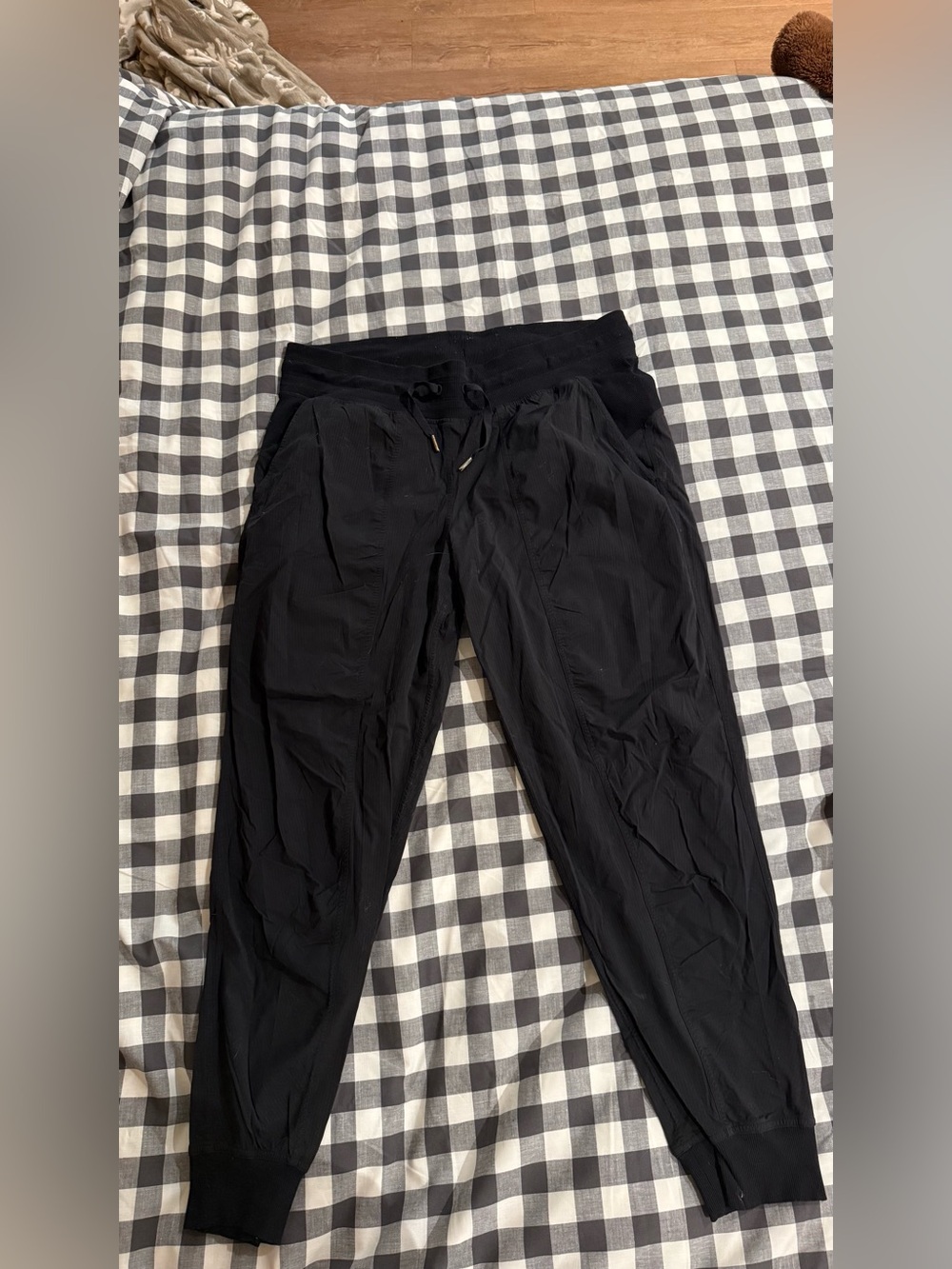 Lululemon Jogger Pants - Comfortable Everyday Wear